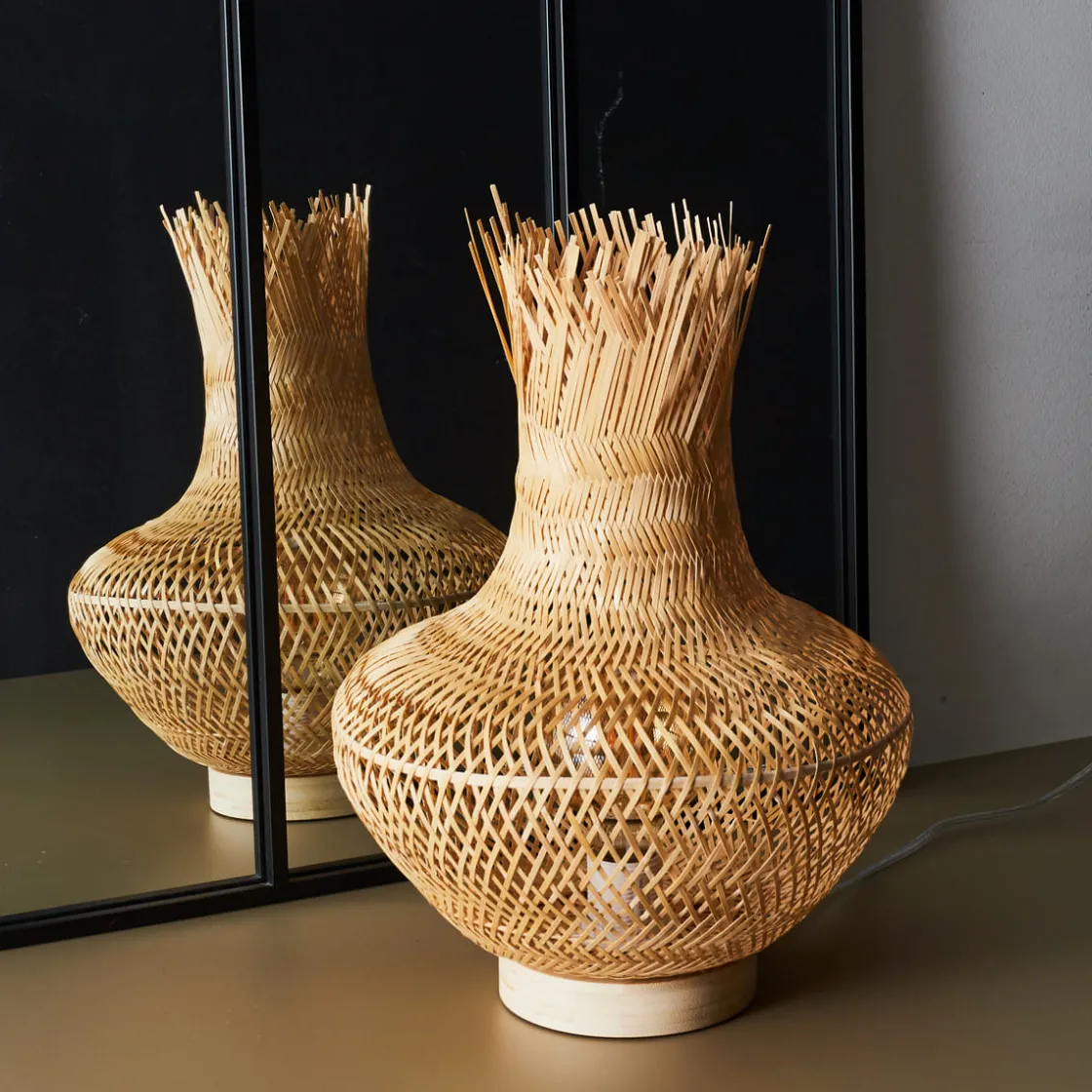 La Chaise Longue Luminaire-LAMPE VASE ROTIN
