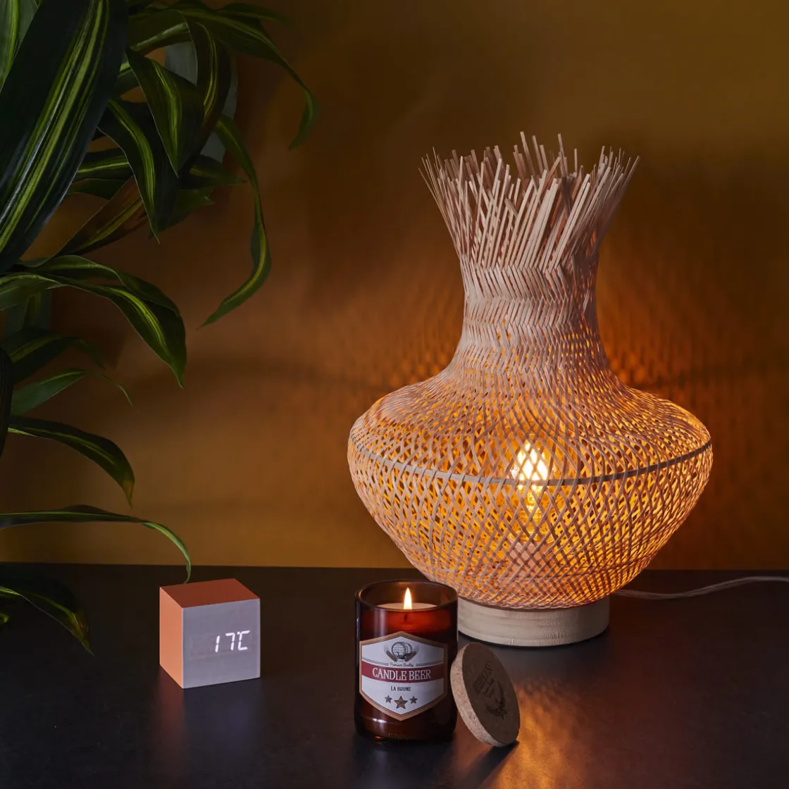 La Chaise Longue Luminaire-LAMPE VASE ROTIN
