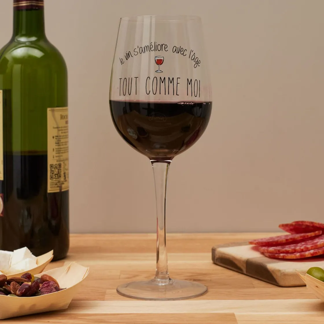 La Chaise Longue Vin & Champagne-VERRE A VIN LE VIN S AMELIORE AVEC L AGE